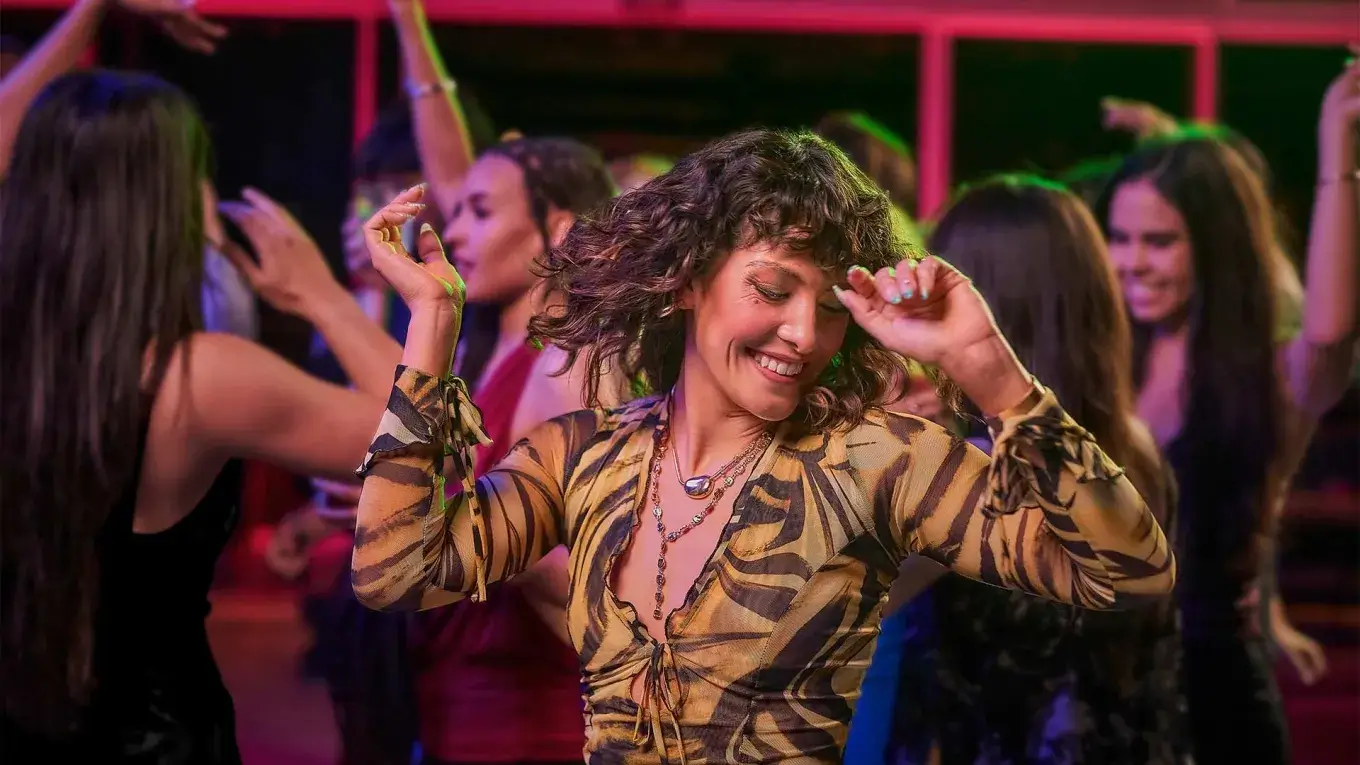 Lady dancing
