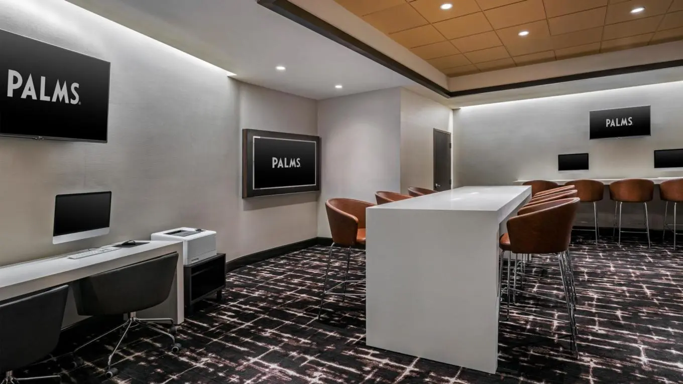 The Business Center at Palms